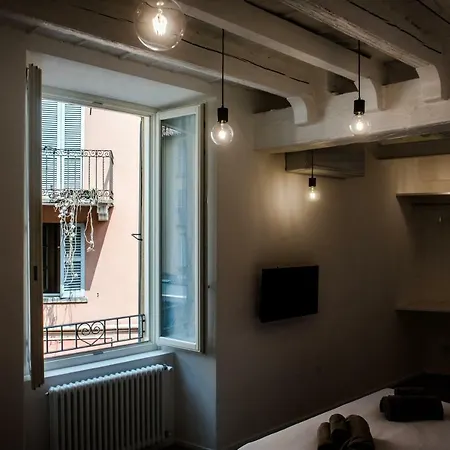 Food's Square - By House Of Travelers - Pensión