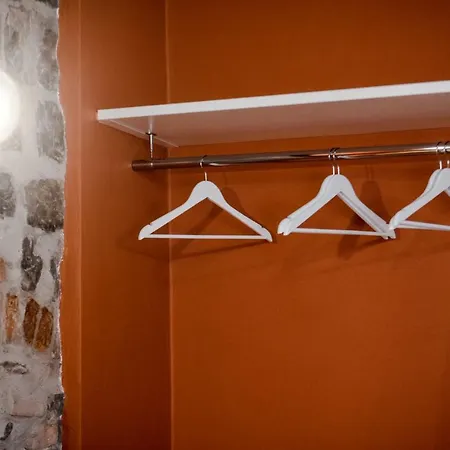 Pensión Food's Square - By House Of Travelers -